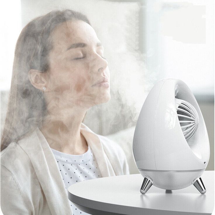 Spray cold air fan